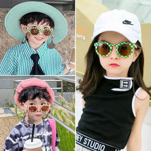 Load image into Gallery viewer, OPUYYM Kids Checker Panel Round UV400 Sunglasses