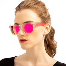 Load image into Gallery viewer, COLOSSEIN Women&#39;s Gradient Classic Square Sunglasses
