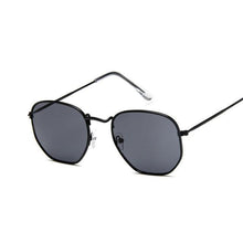 Load image into Gallery viewer, DITUIEO Women&#39;s Sunglasses - Sunglass Associates